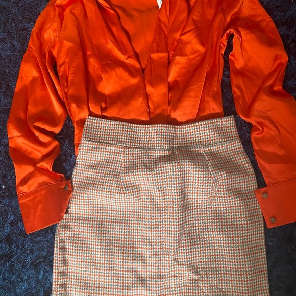 Blouse and Skirt Set - Picture 2 of 2